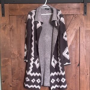 Chic Open Front Cardigan with Geometric Design